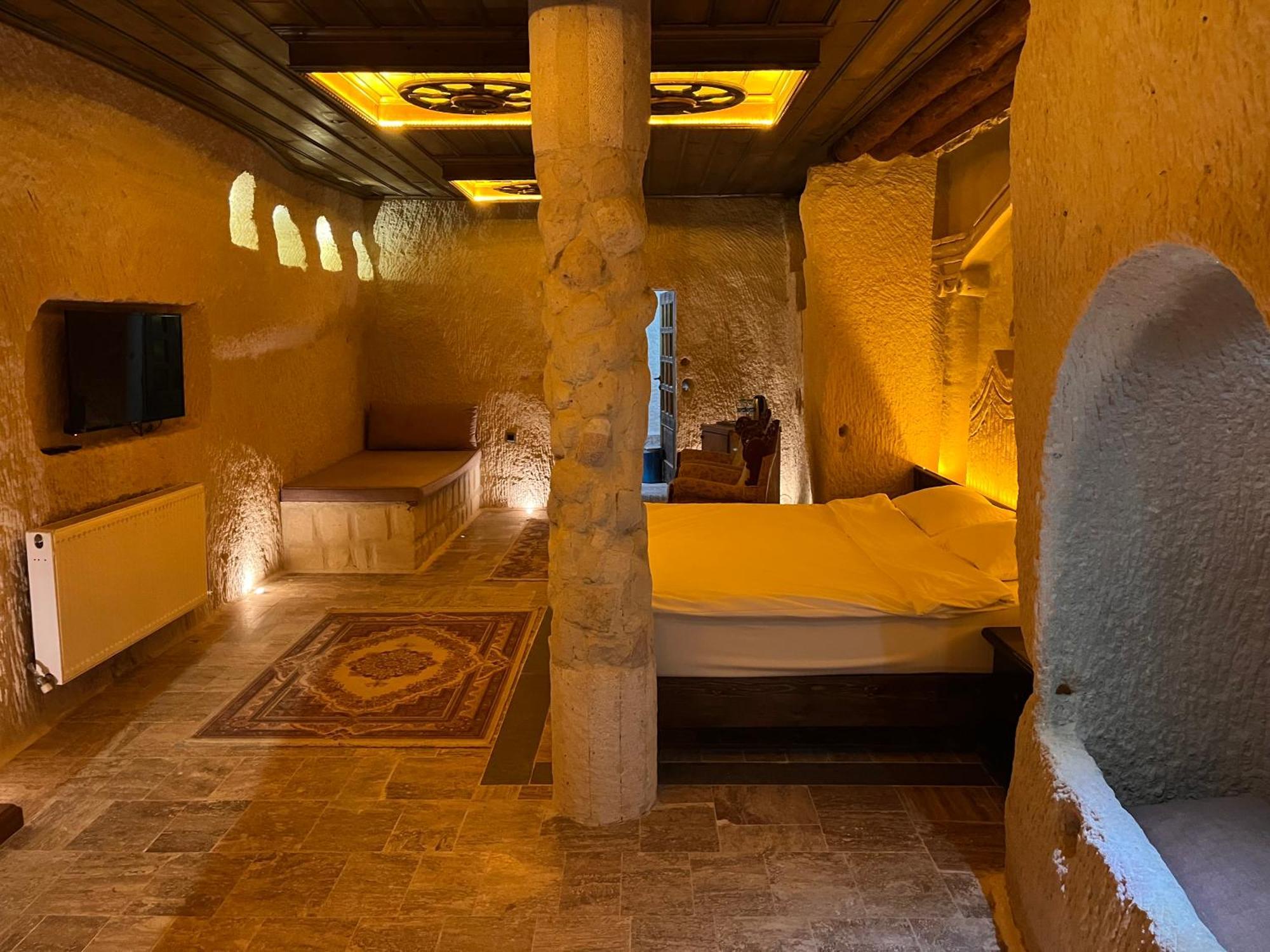 Dionysos Cave Cappadocia Hotel Urgup Exterior photo